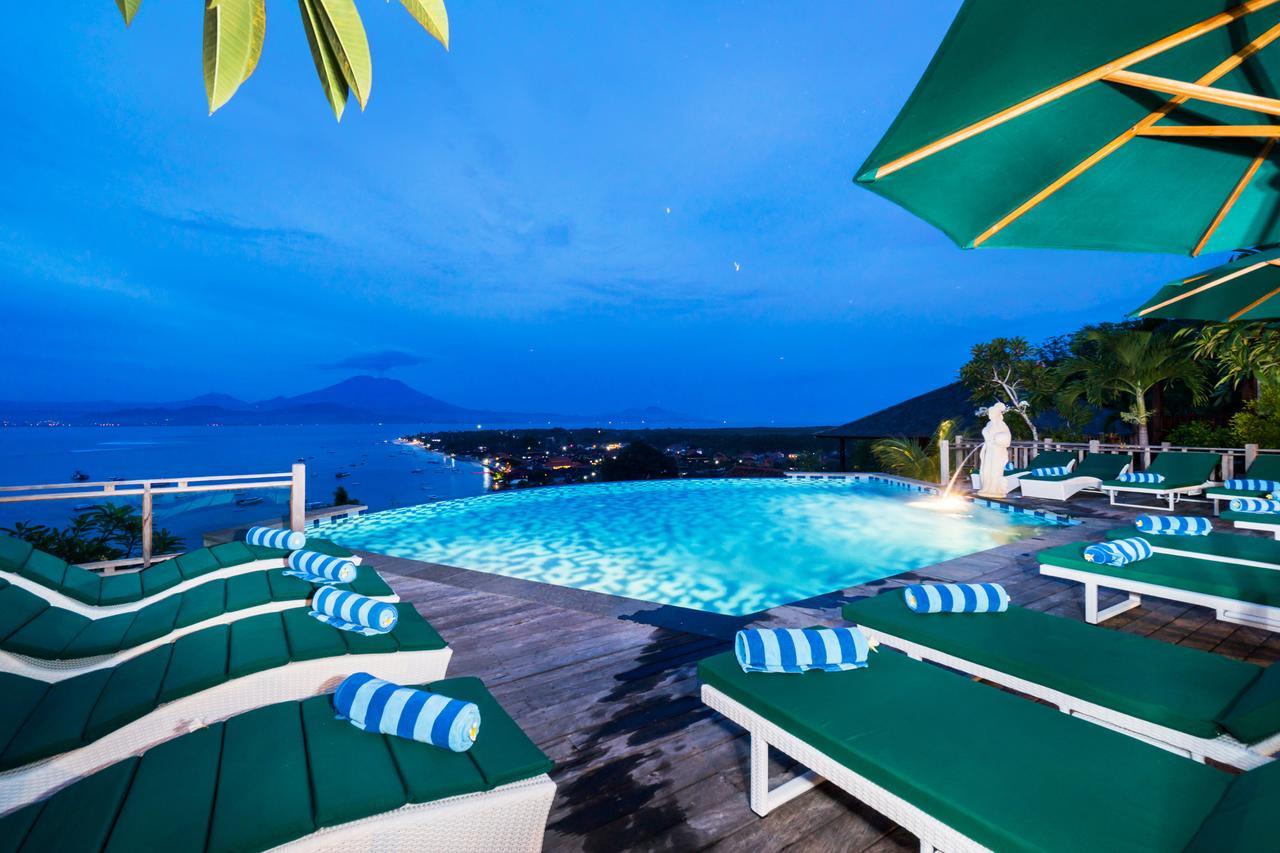 Hotel Jenggala Hill à Lembongan Extérieur photo