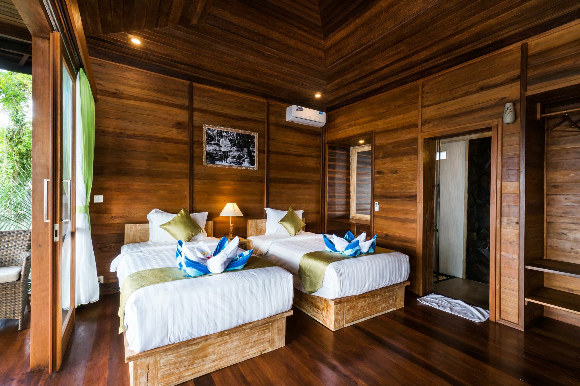 Hotel Jenggala Hill à Lembongan Extérieur photo